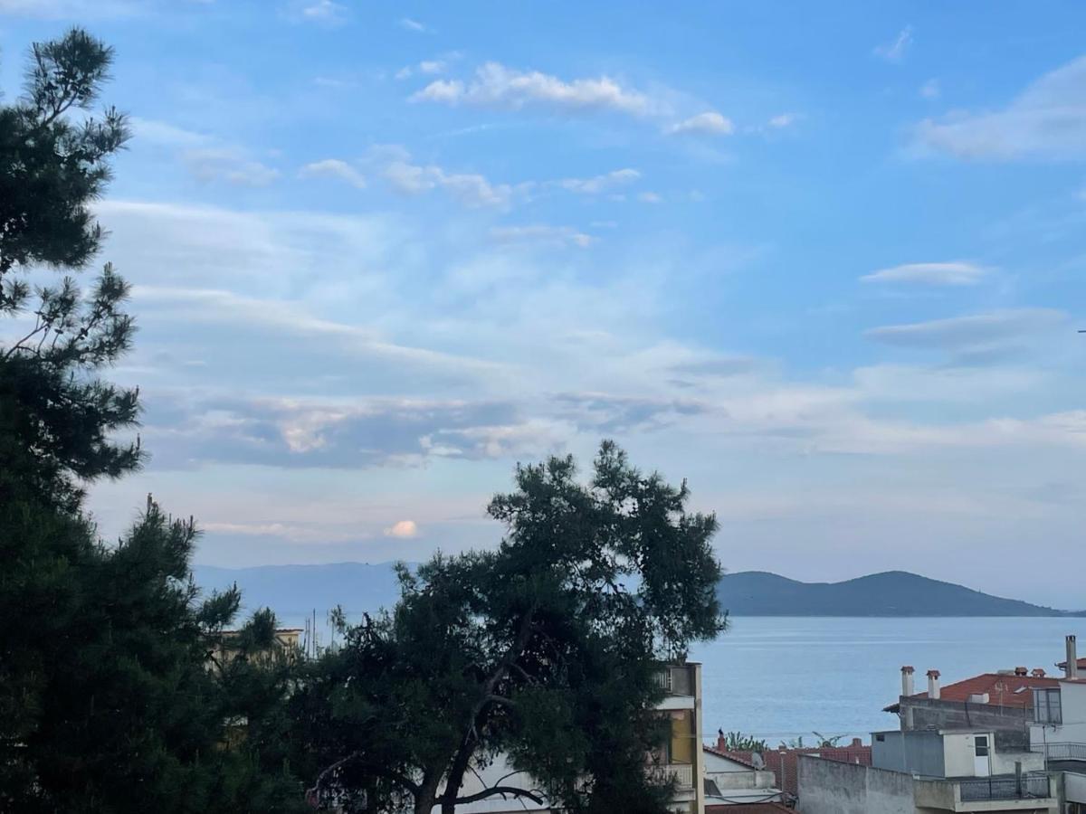 Sea Esta Apartment Néa Péramos Zewnętrze zdjęcie