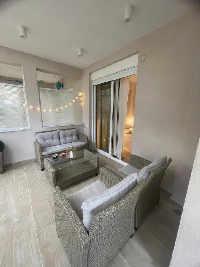 Sea Esta Apartment Néa Péramos Zewnętrze zdjęcie