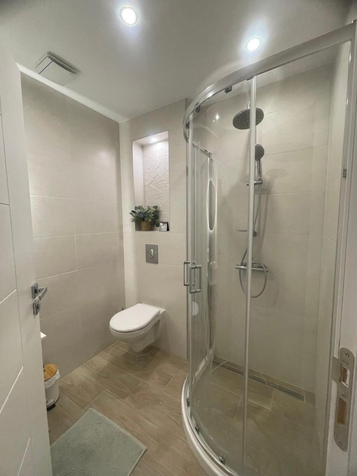 Sea Esta Apartment Néa Péramos Zewnętrze zdjęcie